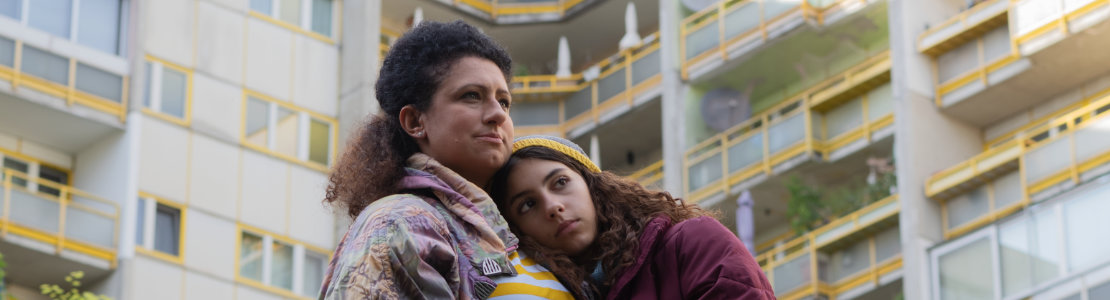 Wenn du Angst hast, nimmst du dein Herz in den Mund und lächelst